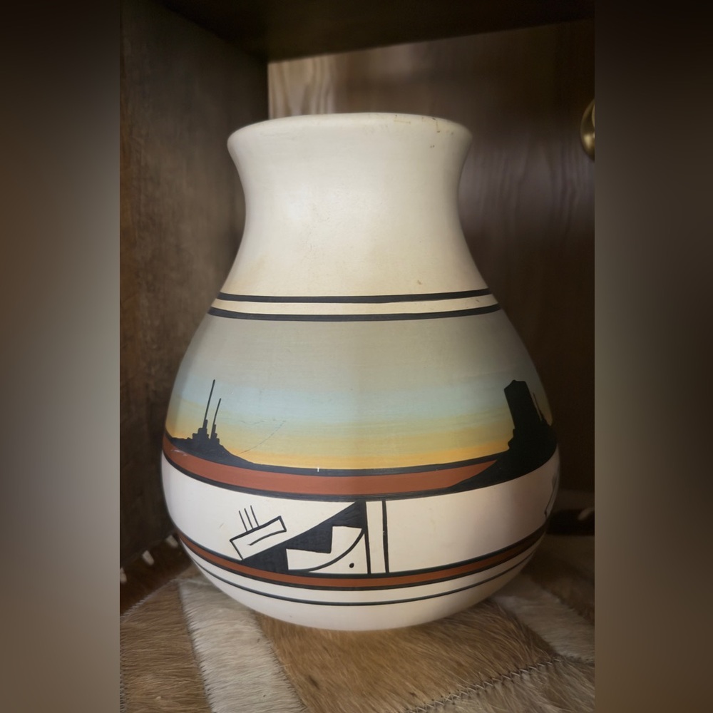 Handcrafted Ceramic Vase with Artistic Design
